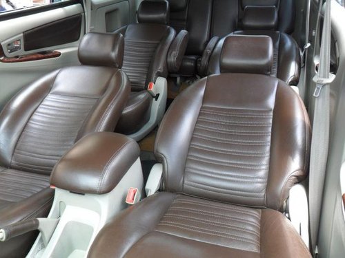 Toyota Innova 2012-2013 2.5 VX (Diesel) 7 Seater MT for sale