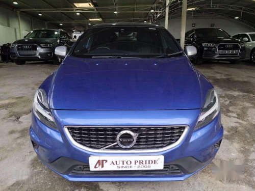 Used Volvo V40 D3 R-Design 2017 AT for sale 