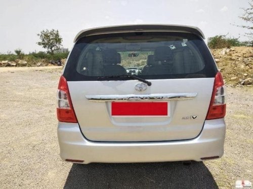 Toyota Innova 2004-2011 2.5 V Diesel 7-seater MT for sale