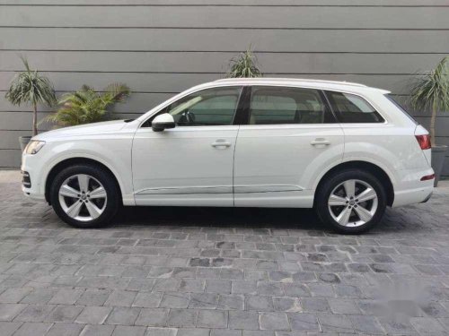 2015 Audi Q7 AT for sale at low price