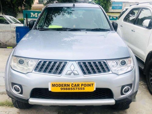 Mitsubishi Pajero Sport 2.5 MT, 2012, Diesel for sale 