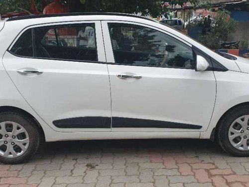 Hyundai i10 Sportz 1.1 CRDI, 2014, Diesel MT for sale 