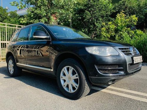 Used Volkswagen Touareg V6 3.0 TDI MT 2010 for sale