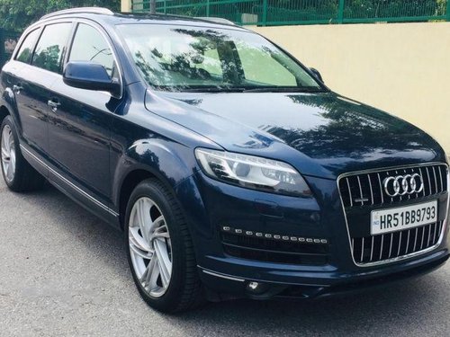 Used Audi Q7 AT car at low price