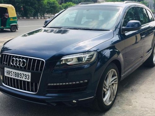 Used Audi Q7 AT car at low price