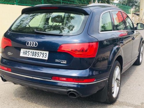 Used Audi Q7 AT car at low price