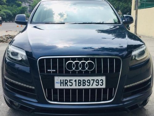 Used Audi Q7 AT car at low price