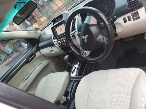 2015 Mitsubishi Pajero Sport Sport 4x4 AT for sale at low price