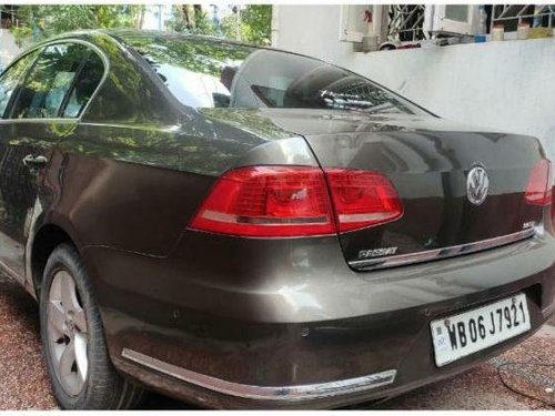 Used Volkswagen Passat AT car at low price