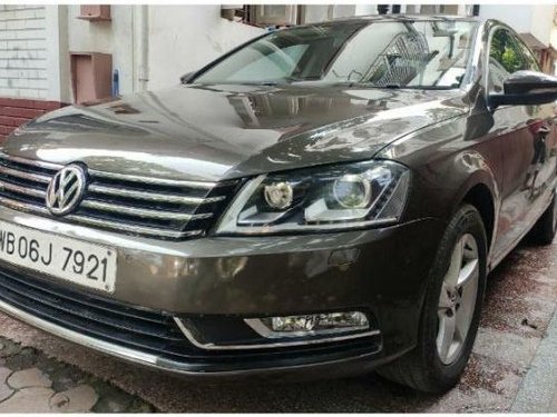 Used Volkswagen Passat AT car at low price