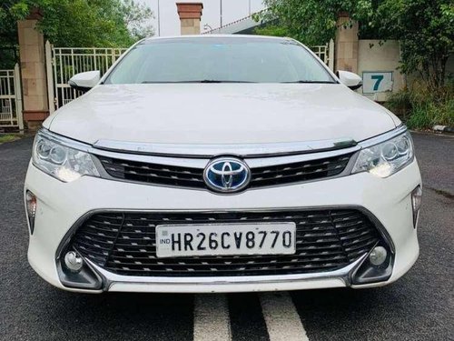 Toyota Camry 2016 AT for sale 