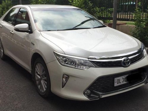 Toyota Camry 2.5 Hybrid AT 2016 for sale