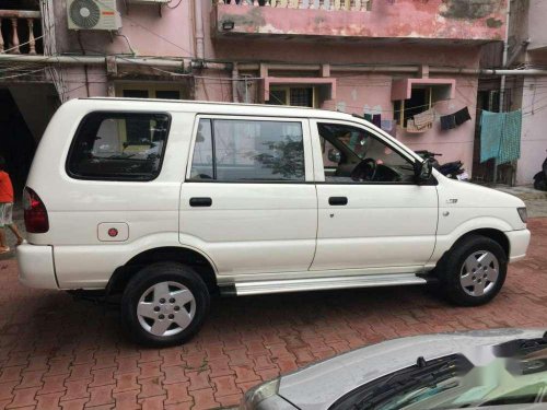 Chevrolet Tavera Neo 2010 MT for sale 