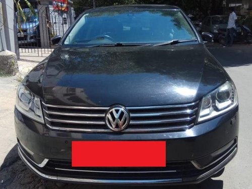 Used Volkswagen Passat AT car at low price