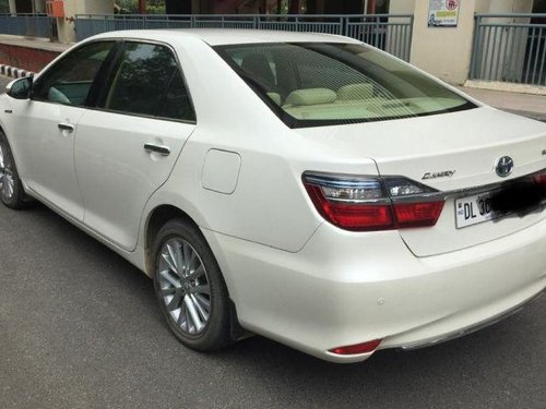 Toyota Camry 2.5 Hybrid AT 2016 for sale