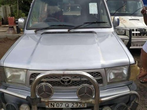 Toyota Qualis FS B6, 2001, Diesel AT for sale 