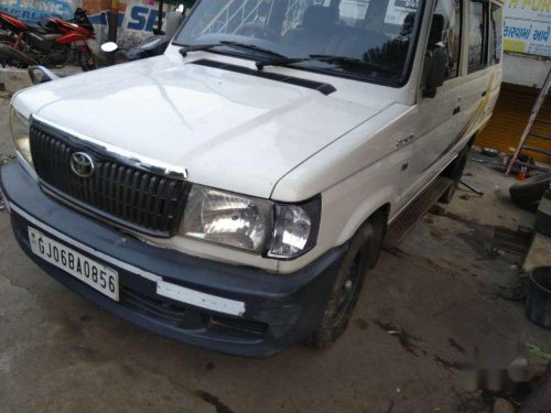 Used Toyota Qualis FS B2 2004 MT for sale