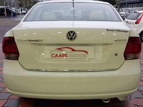 Volkswagen Vento Highline Petrol AT, 2011, for sale 