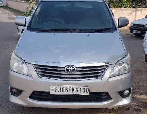 Toyota Innova 2.5 V 8 STR, 2012, Diesel MT for sale 