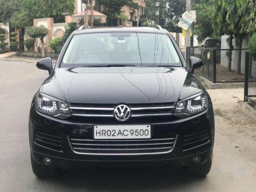 Volkswagen Touareg 2013 3.0 V6 TDI AT for sale 