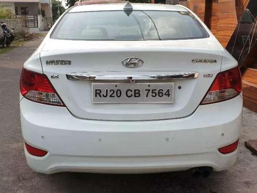 Hyundai Fluidic Verna 2011 MT for sale 