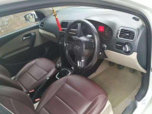 Volkswagen Polo Highline Diesel, 2013, Petrol AT for sale 