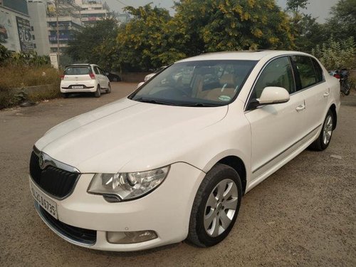 Skoda Superb Elegance 2.0 TDI CR AT 2011 for sale