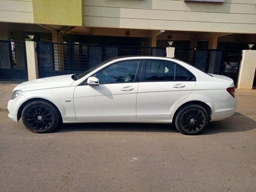 Used Mercedes Benz C-Class 220 CDI AT car at low price