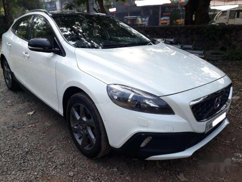 Volvo V40 Cross Country D3, 2015, Diesel AT for sale 