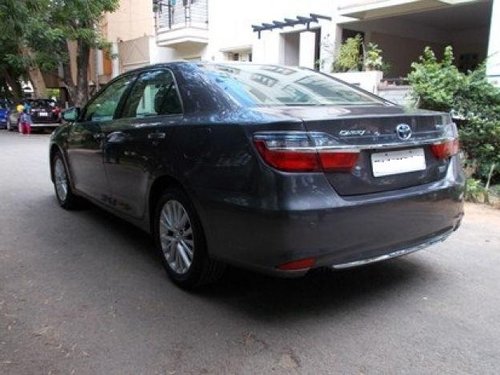Toyota Camry 2.5 Hybrid AT 2015 for sale