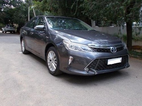 Toyota Camry 2.5 Hybrid AT 2015 for sale