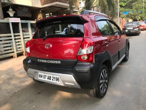 Toyota Etios Cross 1.5L V MT 2016 for sale