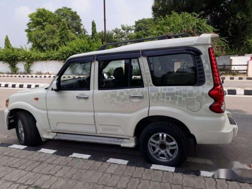 Mahindra Scorpio VLX 2013 MT for sale 