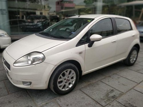 Used Fiat Punto 1.3 Emotion MT car at low price