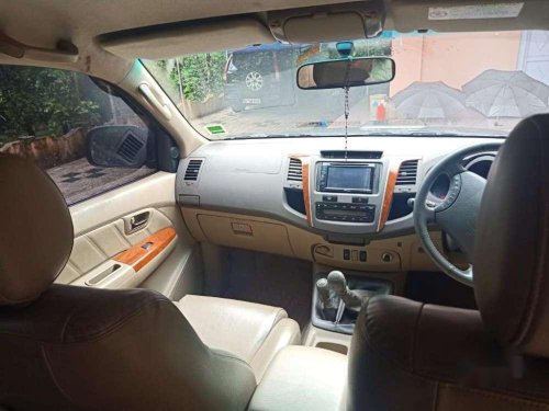 Toyota Fortuner 4x4 MT 2010 for sale 