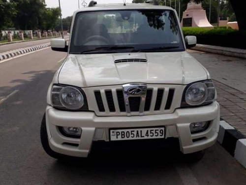 Mahindra Scorpio VLX 2013 MT for sale 