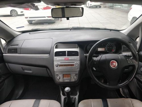 Used Fiat Punto 1.3 Emotion MT car at low price