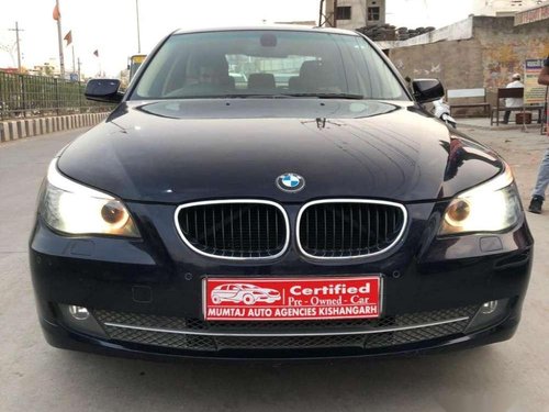 BMW 5 Series 520d Sedan 2009 MT for sale 