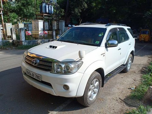 Used 2011 Toyota Fortuner 3.0 Diesel MT for sale