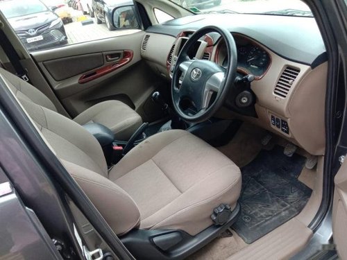 Toyota Innova 2.5 VX (Diesel) 7 Seater BS IV MT for sale