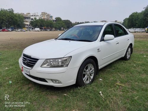 Used Hyundai Sonata Embera AT car at low price