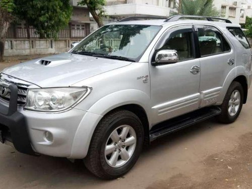 Toyota Fortuner 3.0 4x4 MT, 2011, Diesel for sale 