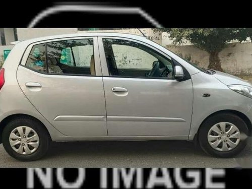 Hyundai i10 2012 MT for sale 