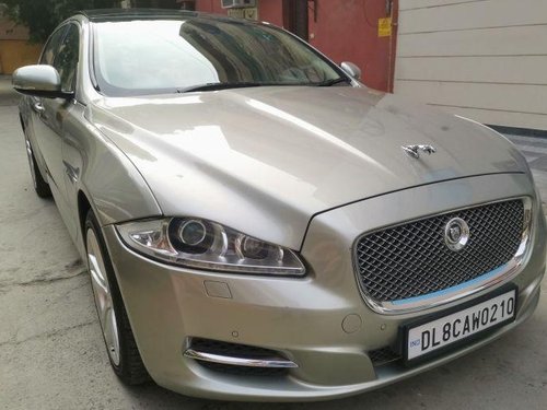 Used Jaguar XJ 3.0L AT car at low price