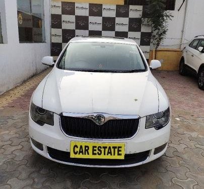 Used Skoda Superb MT car at low price