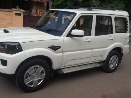 2015 Mahindra Scorpio S4 plus MT for sale at low price