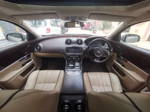 Used Jaguar XJ 3.0L AT car at low price