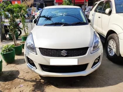 2015 Maruti Suzuki Swift VXI Petrol MT for sale in New Delhi