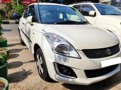 2015 Maruti Suzuki Swift VXI Petrol MT for sale in New Delhi