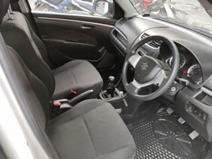 2015 Maruti Suzuki Swift VXI Petrol MT for sale in New Delhi